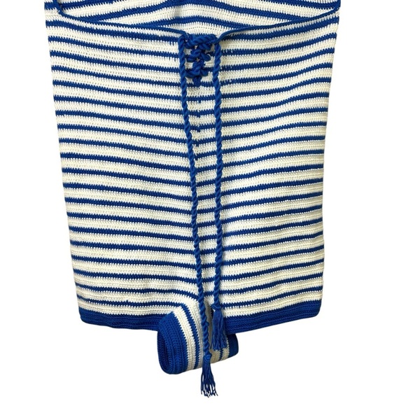 My Beachy Side - NWT ‘Emily in Paris’ Loulou’ Hand-Crocheted Romper- Blue, Large - Picture 11 of 16